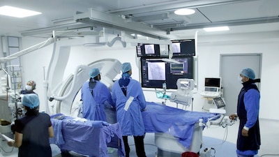 La convocatoria cerró con más de 900 postulaciones, según el IMSS.