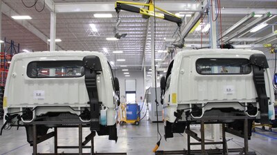 La industria automotriz en México se mantiene alerta del impacto