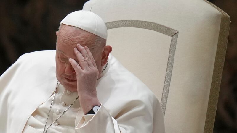 Papa Francisco presenta insuficiencia renal leve; su estado de salud sigue siendo delicado