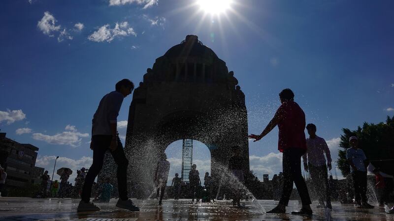 Prevén hasta 6 ondas de calor y 6 contingencias ambientales por ozono en 2025