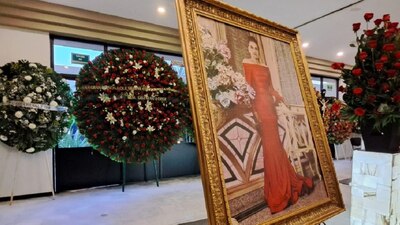 La sepultura se realizó en la tarde con música de banda sinaloense y del grupo norteño