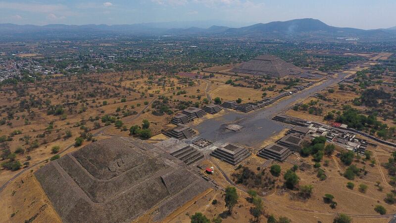 Autoridades incautan terreno de obra que pone en riesgo ruinas de Teotihuacán