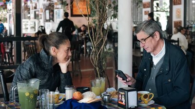 La doctora se mostró enamorada de su esposo, Jesús María Tarriba