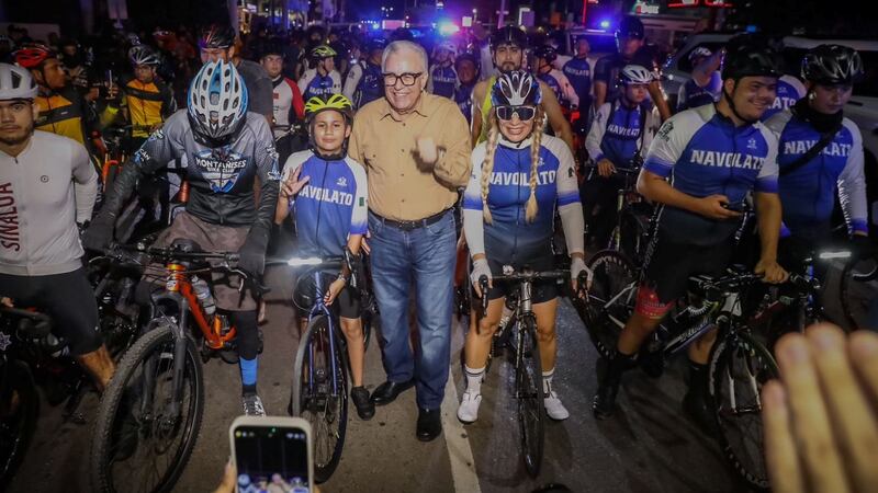 Rocha Moya encabeza rodada y carrera por la paz y contra las adicciones en Sinaloa