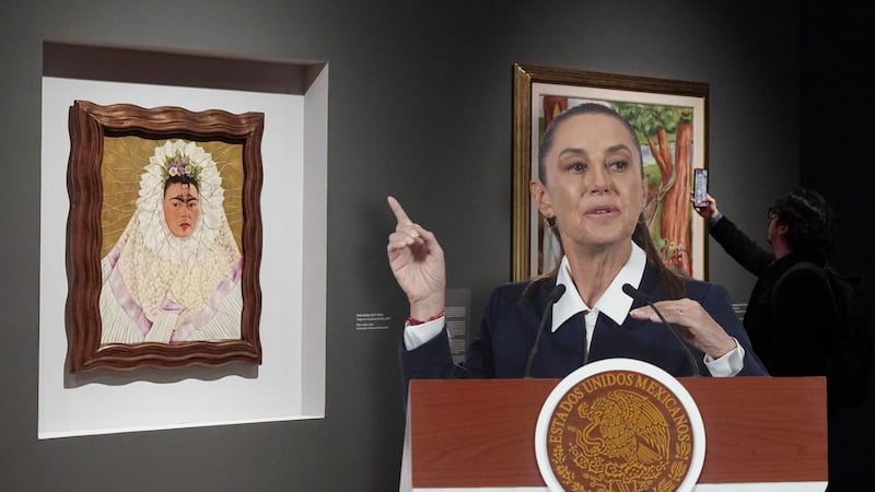 Pregunta simple a la presidenta sobre la colección Gelman