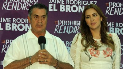 Jaime Rodríguez Calderón y Adalina Dávalos, su esposa.