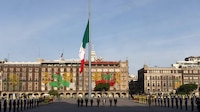 Izan la bandera a media asta para recordar a las víctimas de los sismos de 1985 y 2017