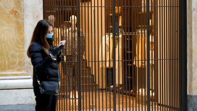 Italia presenta más de 12 mil 400 casos y 827 muertes por el virus