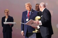 FIFA sorprende al mundo y otorga a Trump su primer Premio de la Paz