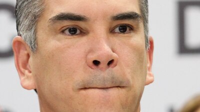 La alianza entre el PRI-PAN-PRD no va a apoyar el proceso de desafuero del líder priista