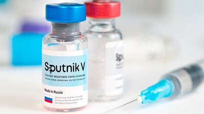 Este jueves también llegaron al México 585 mil vacunas envasadas Sputnik V