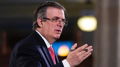 El canciller ganó una batalla... pero no la guerra contra las armas