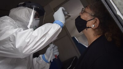 El acumulado histórico de casos confirmados llegó a 556 mil 216.