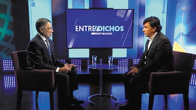 El periodista René Delgado y el vocero presidencial, Jesús Ramírez