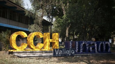 En redes, han circulado videos que muestran caos al interior del CCH