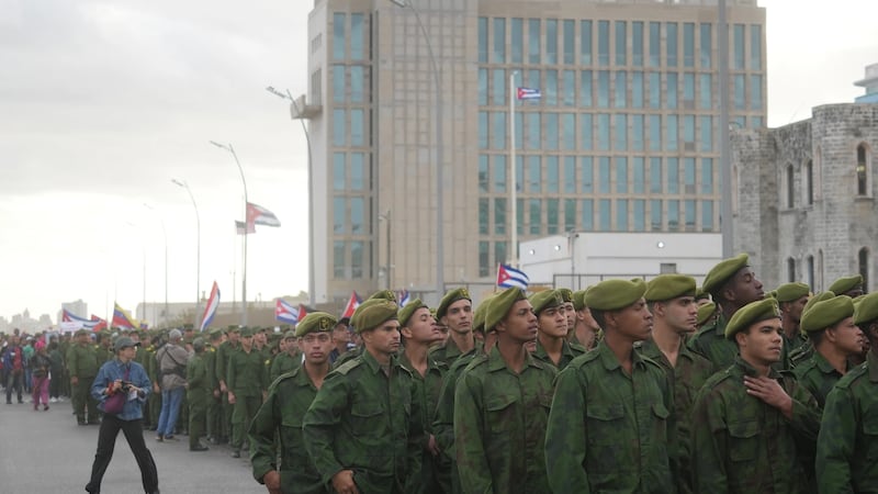 Cuba alista a sus fuerzas armadas ante posible ataque militar de EU