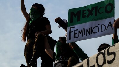 Miles de mujeres acudieron al zócalo capitalino para exigir alto a la violencia de género
