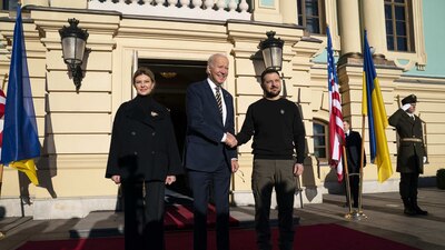 El presidente de Estados Unidos pidió resistir a Ucrania
