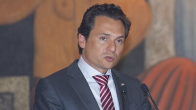 El exdirector de Pemex es investigado por desvío de recursos