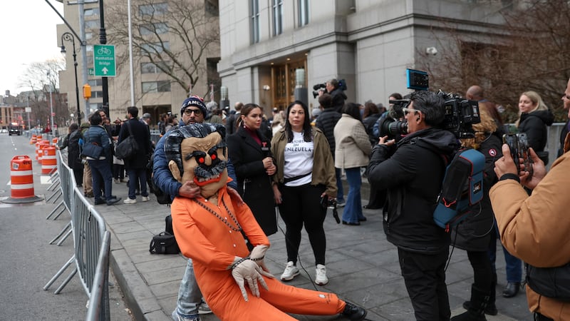 Maduro se enfrenta a tribunal de EU sin recursos suficientes para pagar un abogado