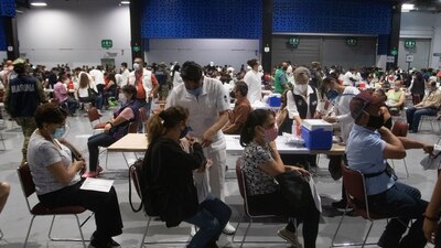En tanto, hay 2 millones 595 mil 27 casos estimados, según datos de la Secretaría de Salud