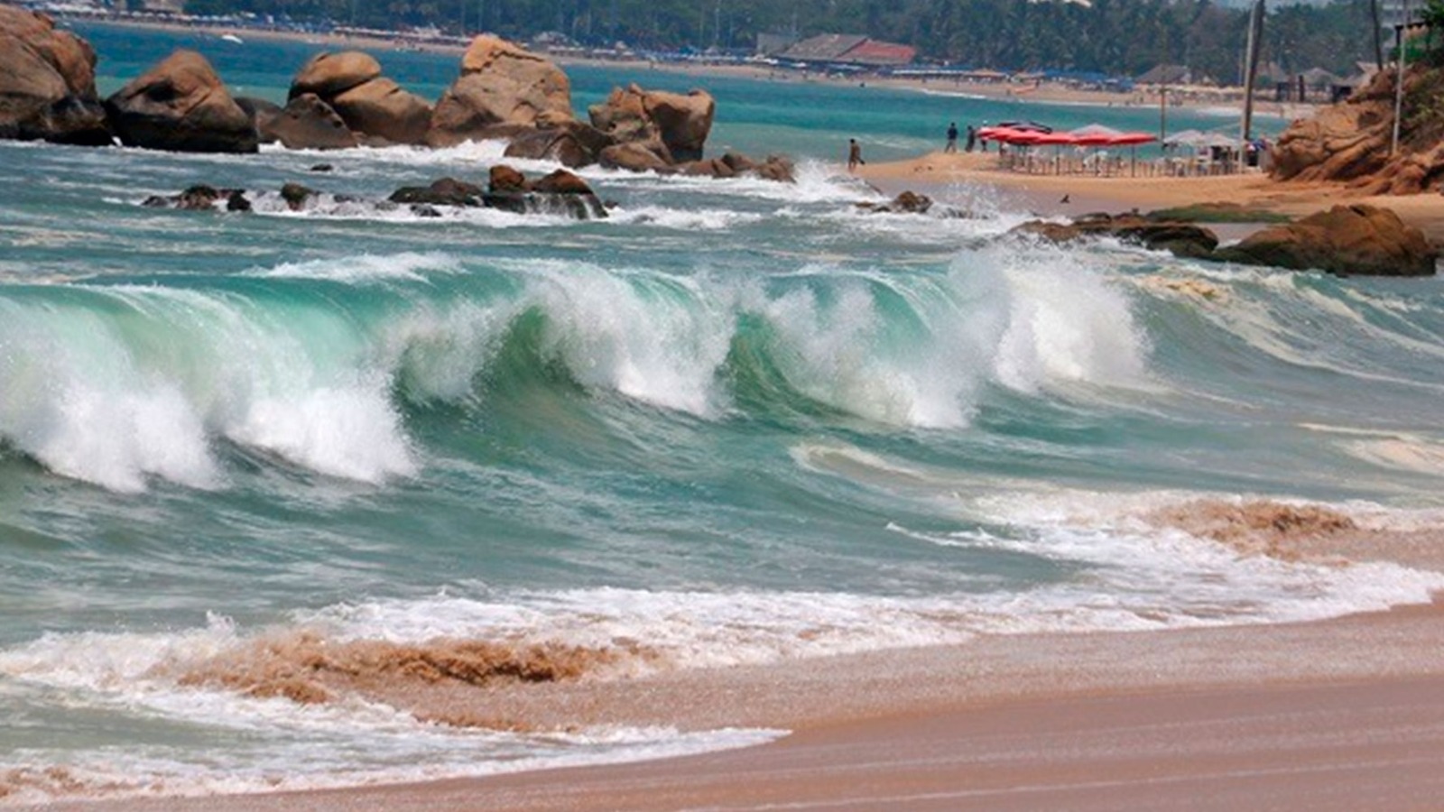 Piden a la población no adentrase al mar y evitar la realización de actividades acuáticas