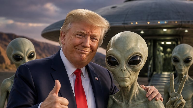 Trump anuncia que el Pentágono está por revelar archivos sobre ovnis “muy interesantes”