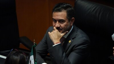 El pasado 14 de noviembre, Yunes Márquez y su padre, también fueron expulsados del partido