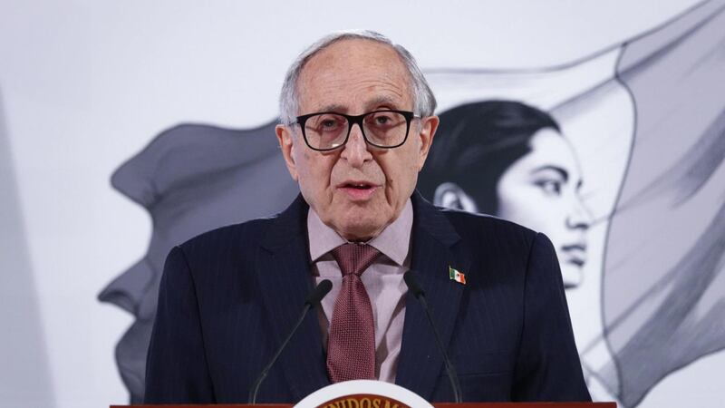 Tras muerte de 17, México reportará brote de bacterias a nivel internacional