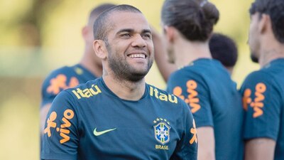 El futbolista fue declarado culpable de agredir sexualmente a una mujer en una discoteca en Barcelona