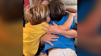 En decenas de publicaciones, la colombiana ha mostrado el amor y unión que tiene con sus hijos Sasha y Milan