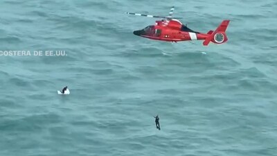 La Guardia Costera de EU, encontró al hombre a 1.6 km de las costas de Florida