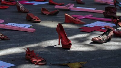 El Código Penal Federal contempla penas hasta de 60 años para quien cometa un feminicidio