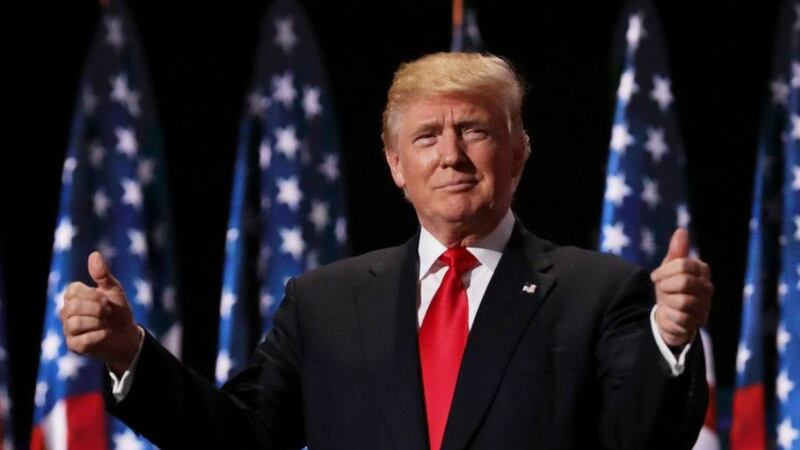 Donald Trump anuncia nuevos aranceles a 6 naciones, mediante cartas