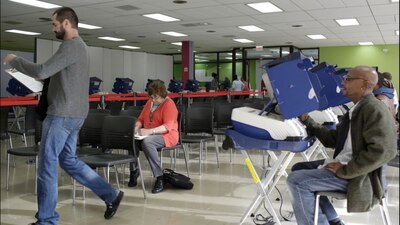 37 estados de la nación norteamericana permiten el voto anticipado a sus ciudadanos