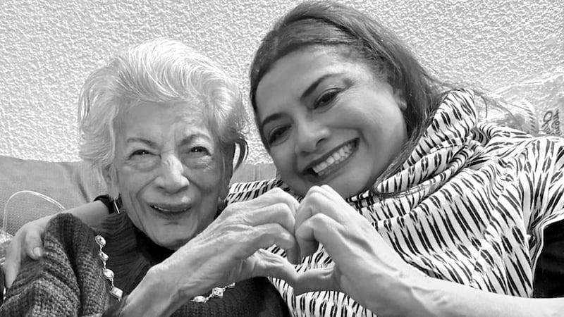 Fallece la mamá de Clara Brugada; Sheinbaum envía condolencias