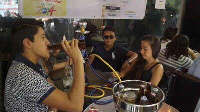 Esto es lo que consumen los mexicanos en alcohol al año