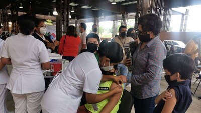 En Salina Cruz, aplicaron vacunas con la fecha de caducidad vencida