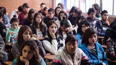 Pagos de la beca Benito Juárez a estudiantes de educación media superior, fueron adelantados por la veda electoral.