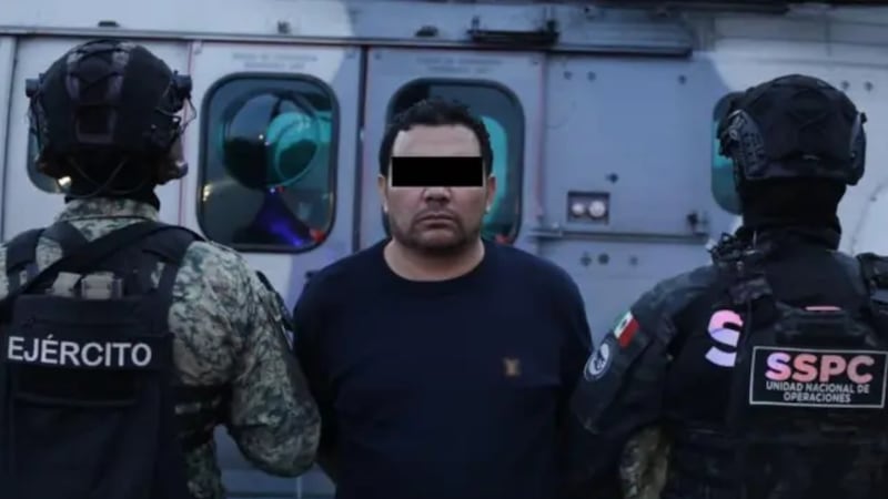 Defensa de ‘R1’ busca evitar juicio por narcotráfico y armas