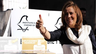 Margarita Zavala rescibió el respaldo de 64 mil seguidores en la jornada del 1 de julio.