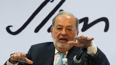 Carlos Slim podría fortalecerse con la llegada de Andrés Manuel López Obrador a la presidencia, según Reuters.