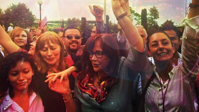 La coordinadora de campaña del morenista volvió a lucir su talento para usar memes