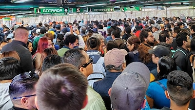 Usuarios reportan que el avance de los trenes es lento