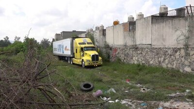 El olor provocó la ira de los vecinos que viven al lado del terreo