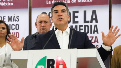 Mencionó que el origen de la campaña en su contra es el rechazo a la Reforma Eléctrica de AMLO