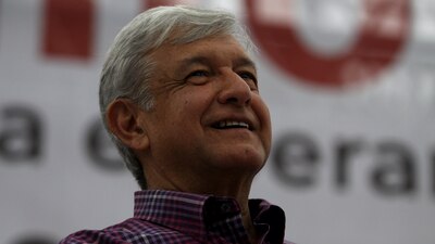 El líder de Morena festejó durante una gira por el norte del país