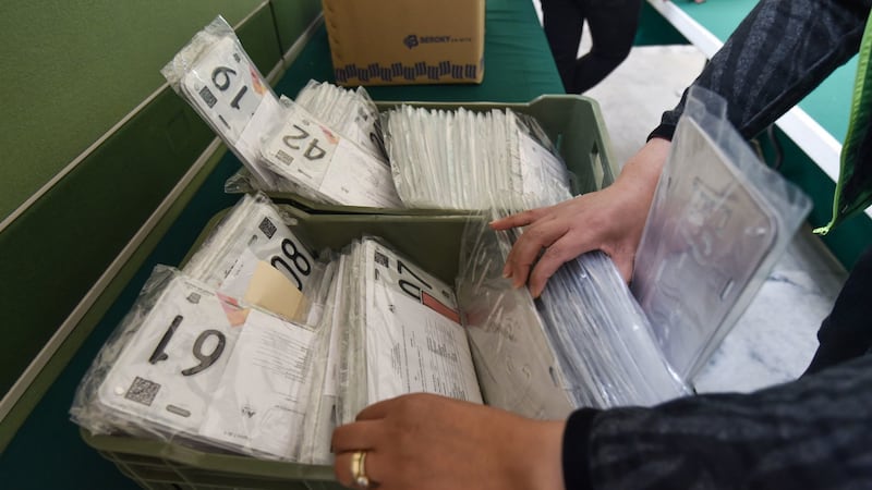 Extienden el periodo de reemplacamiento en Edomex; ¿cuáles son los beneficios?