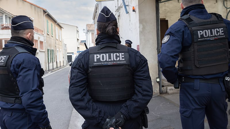 Apuñalan 50 veces a joven de 15 años y luego lo queman vivo por drogas