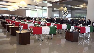 Los agentes fallecidos recibieron un homenaje en las instalaciones de la Semar